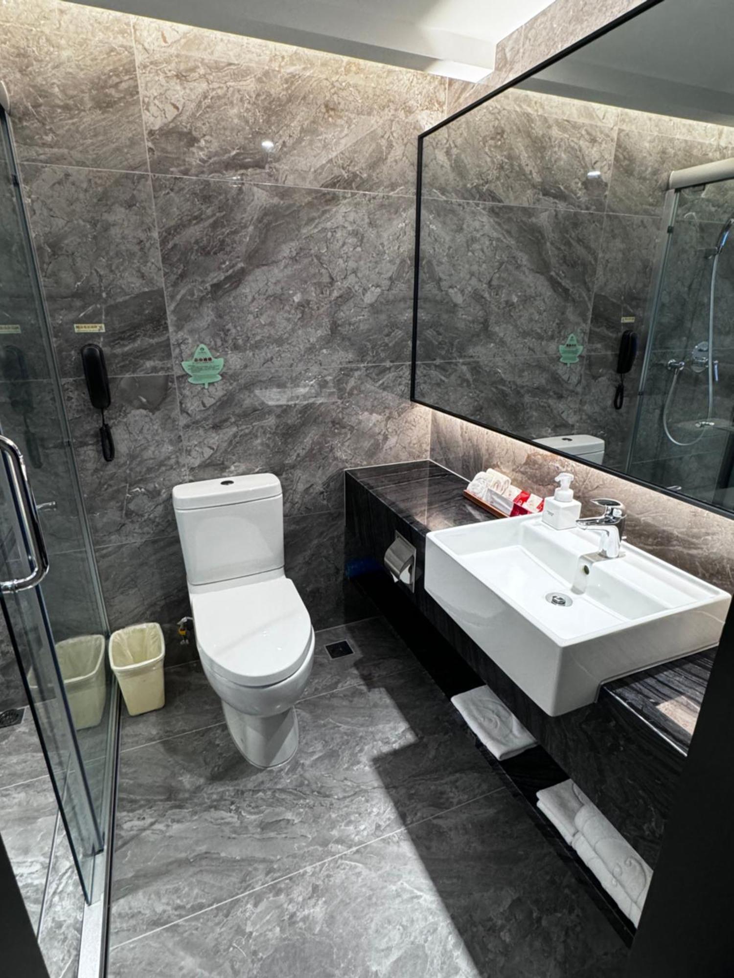 Shenzhen Lido Hotel Екстериор снимка