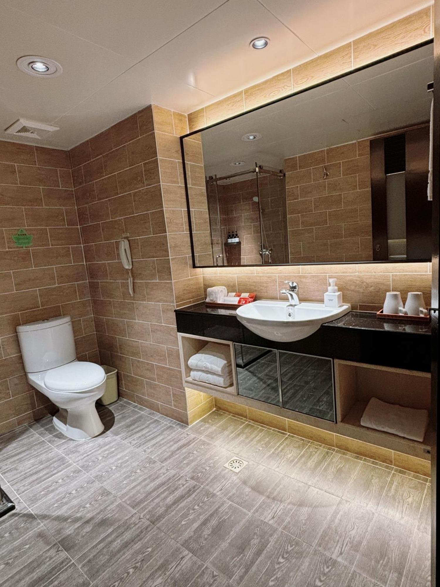 Shenzhen Lido Hotel Екстериор снимка